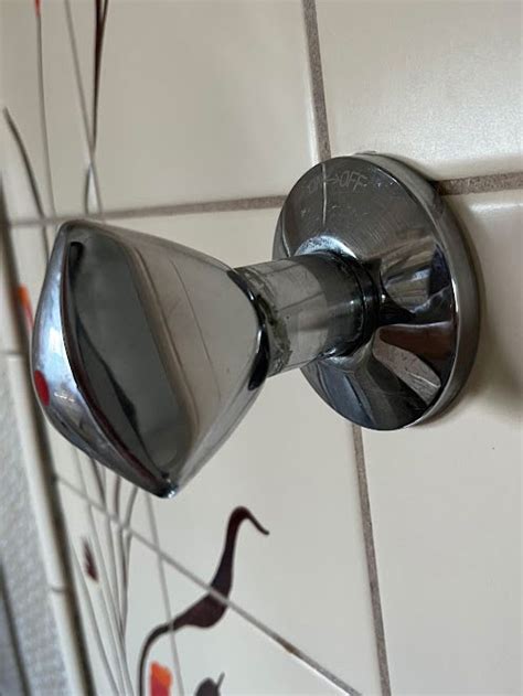 How to remove a grohe shower handle. Things To Know About How to remove a grohe shower handle. 